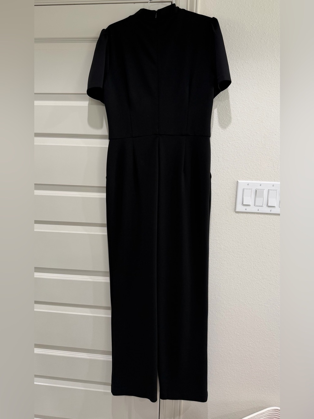 Maggy London Jumpsuit Black 10 EUC - Picture 4 of 10